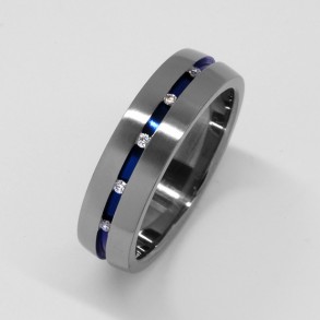 6mm ring med 5x0,01 ct och c/c 5mm Around white 6mm